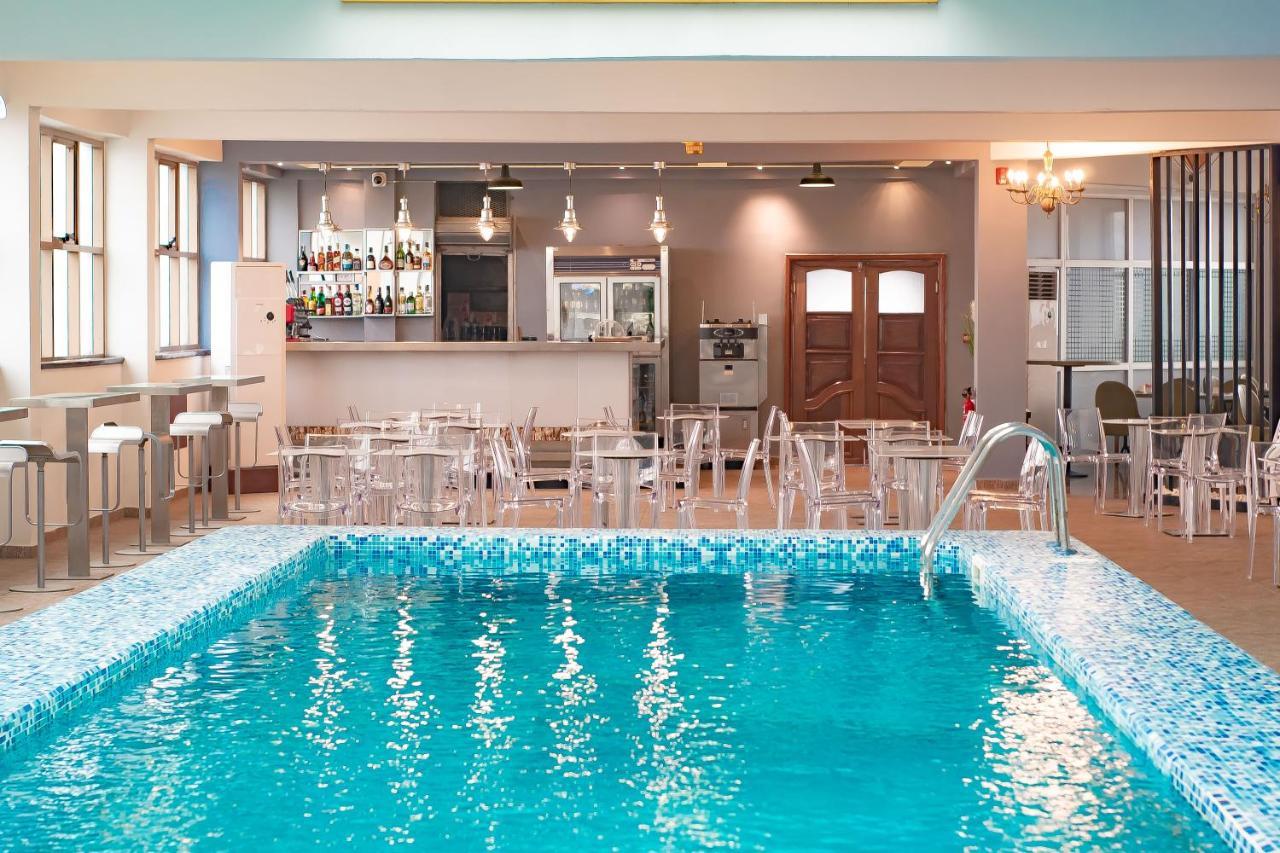 Faya Hotel ドゥアラ エクステリア 写真