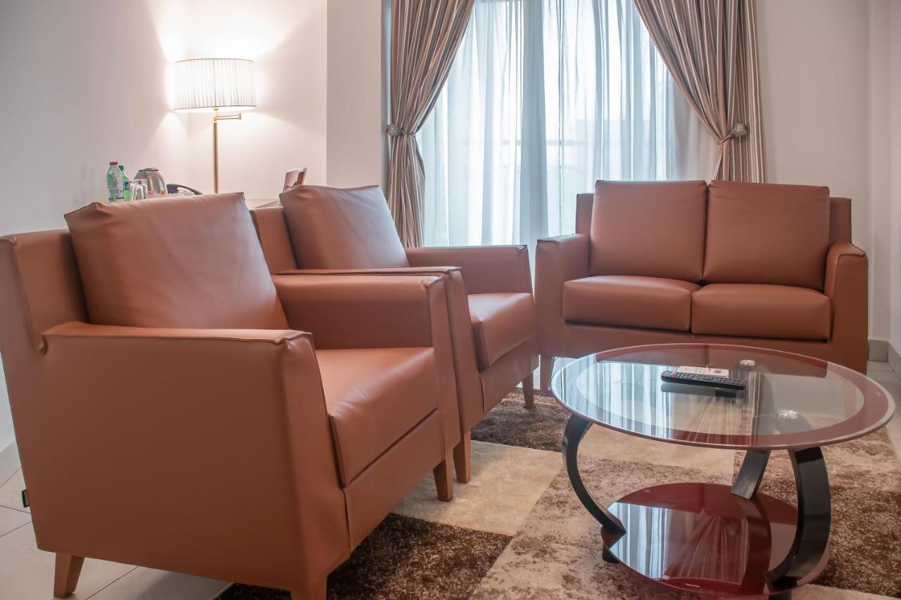 Faya Hotel ドゥアラ エクステリア 写真